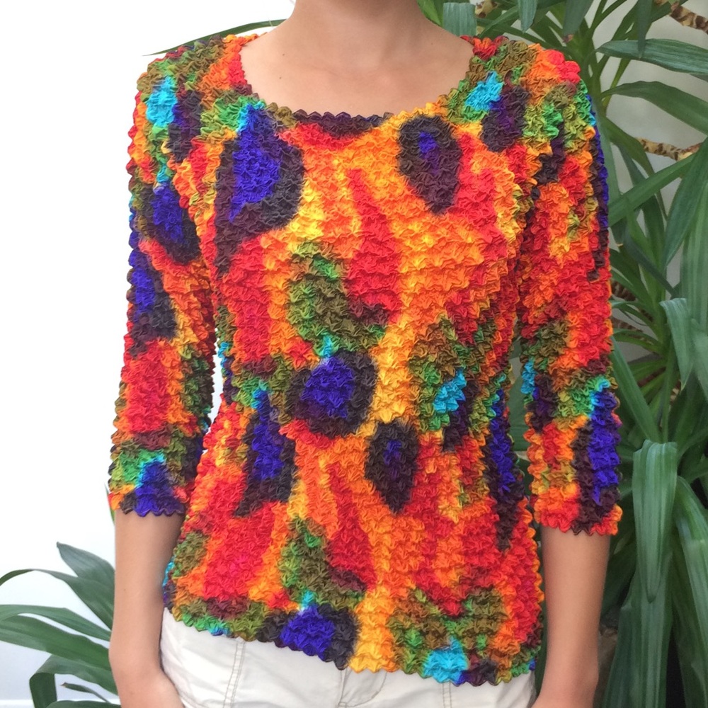 One size fits all! Tie dye crinkle shirt